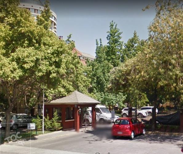 PASOS DE PARQUE ARAUCANO /2 ESTACIONAMIENTOS