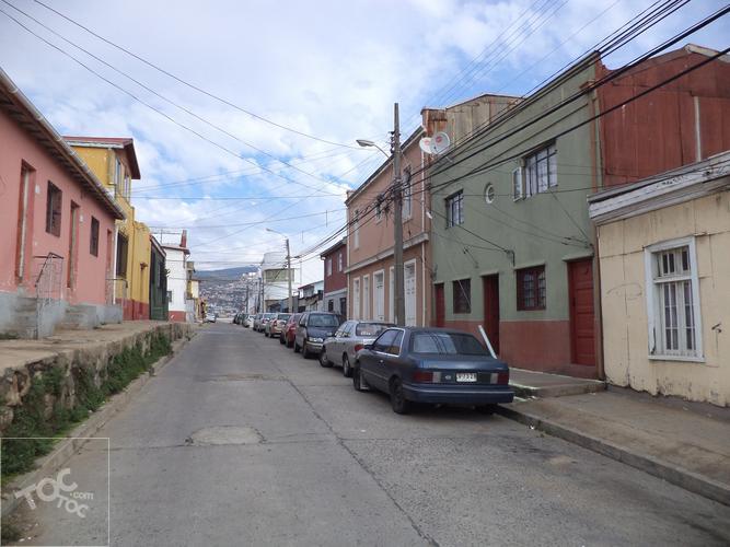 Guacolda 279 al 281, Valparaíso