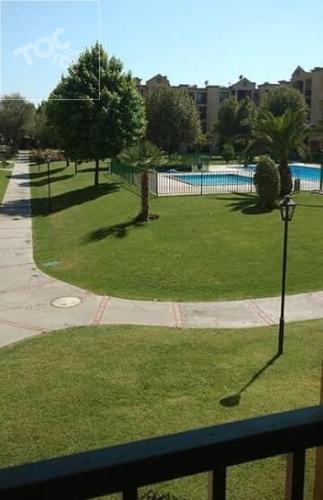 Arriendo espacioso departamento en Condominio Jardin Oeste – Cerrillos