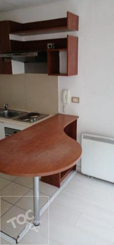 ARRIENDO DEPARTAMENTO EN UN PISO 12 DE 26 M2 APROX. 1D 1B A DOS CUADRAS DEL METRO ESTACIÓN SANTA ANA SALIDA SAN MARTÍN EN SANTIAGO CENTRO