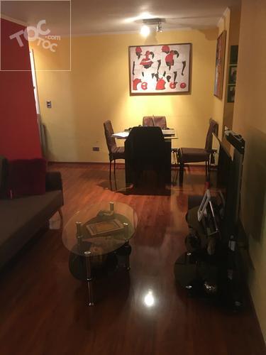 ARRIENDO DEPARTAMENTO EN PISO 15 DE 2D 2B 1Bg EN CALLE LOS ESPINOS # 3033 ENTRE CALLE EZEQUIEL FERNÁNDEZ Y AV. MACUL, COMUNA DE MACUL / DISPONIBLE