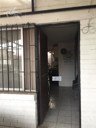 VENDO CASA DE DOS PISOS CON 2D 1B EN LA COMUNA DE MAIPÚ, ZONA RINCONADA
