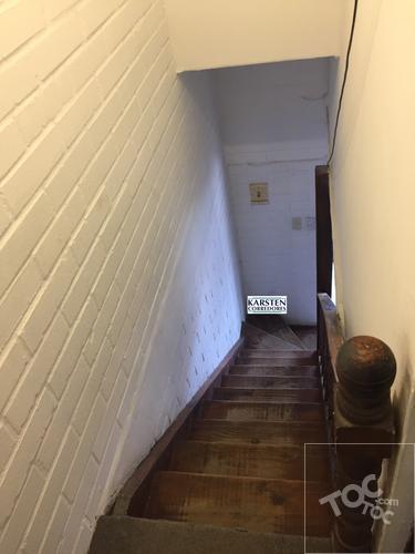 VENDO CASA DE DOS PISOS CON 2D 1B EN LA COMUNA DE MAIPÚ, ZONA RINCONADA