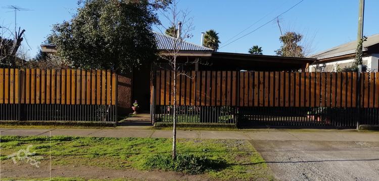 Treinta de julio 126 Casa, Curicó
