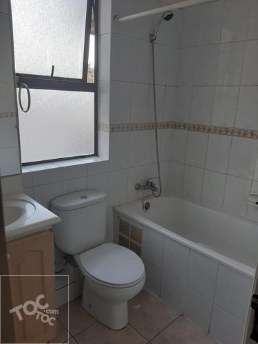 Amplio departamento de 2 habitaciones 2 baños con est y bod, San Isidro 40