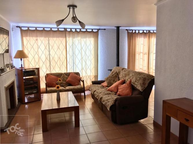 CASA 4 DORMITORIOS MACUL