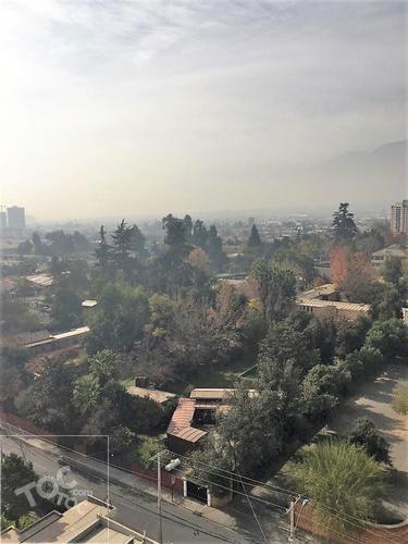 La Concepción 7633, METRO VICENTE VALDES