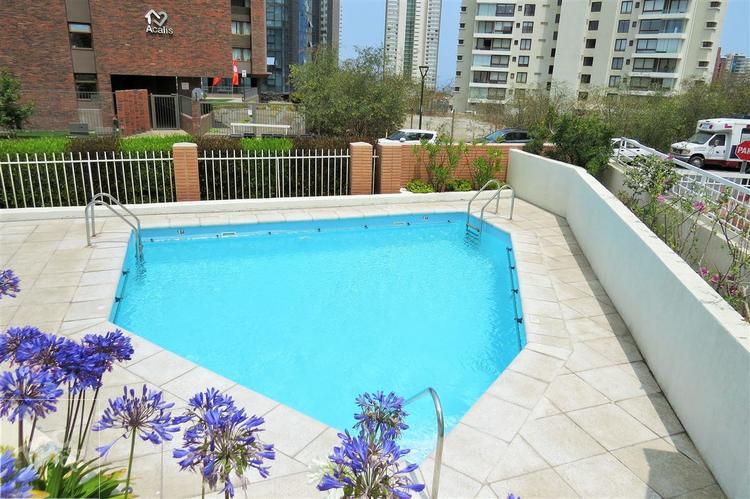(MVR) Edificio Brisas de Montemar