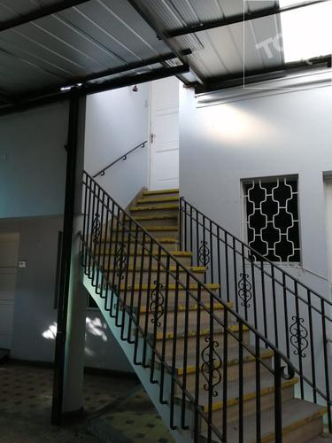ESPECTACULAR CASA EN PLENO BARRIO ITALIA