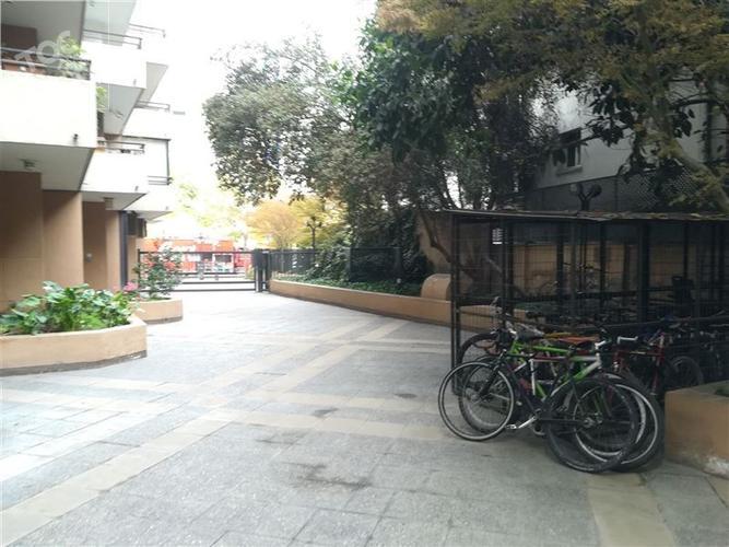 Metro Los Leones, General Holley Providencia