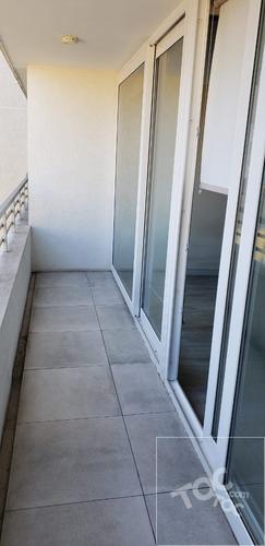 OPORTUNIDAD 3 MESES VALOR REBAJADO! BARRIO ITALIA, 1 DORMITORIO,1 BAÑO, COCINA EQUIPADA, 1 BODEGA. METRO IRARRAZAVAL.