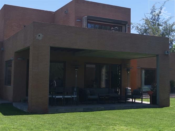 Condominio El Algarrobal 2 de Chicureo Colina