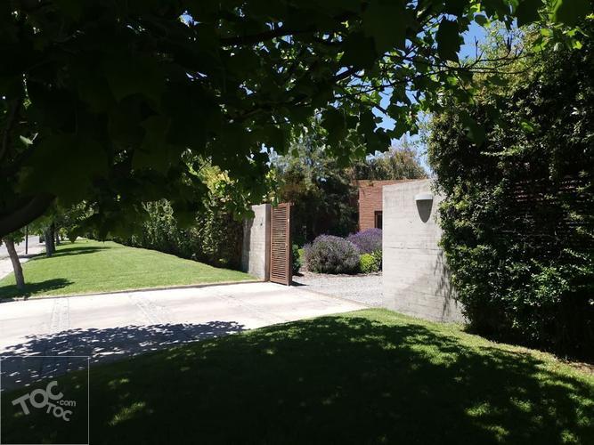 Condominio El Algarrobal 2 de Chicureo Colina