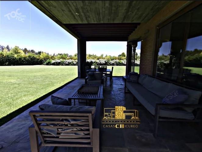 Condominio El Algarrobal 2 de Chicureo Colina
