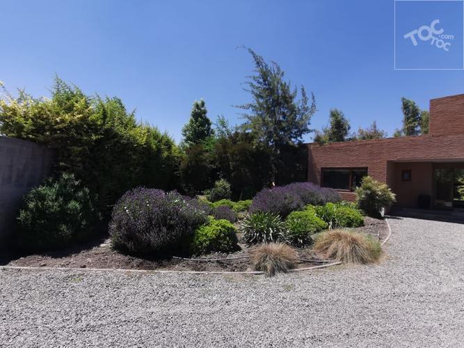 Condominio El Algarrobal 2 de Chicureo Colina