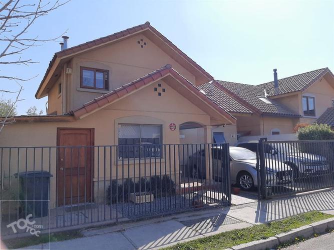 CASA 4 DORMITORIOS PEÑALOLEN