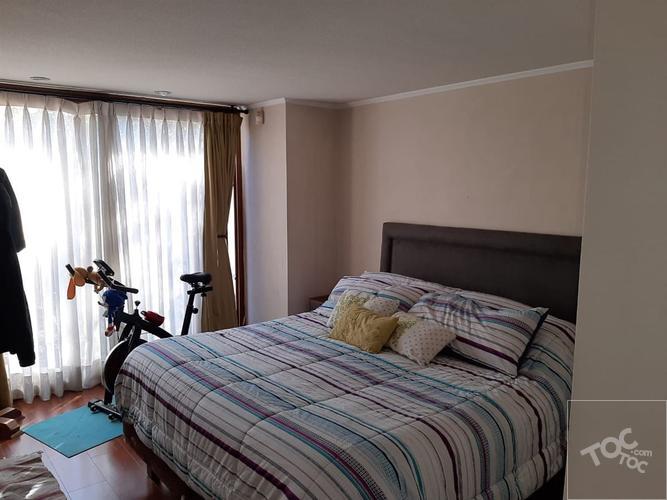 CASA 4 DORMITORIOS PEÑALOLEN