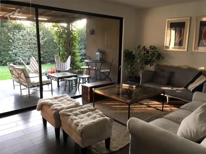 Casa Estilo Chilena en Condominio Los Portones, Chicureo