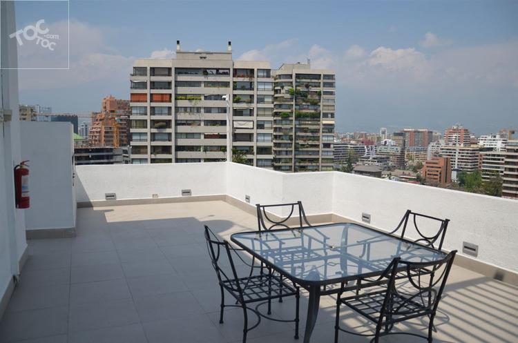 Excelente Departamento en el Golf, Las Condes