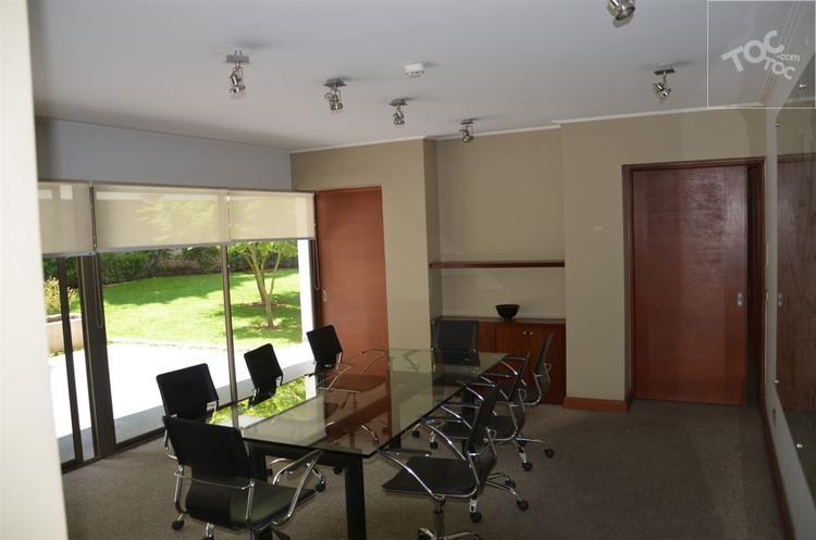 Excelente Departamento en el Golf, Las Condes
