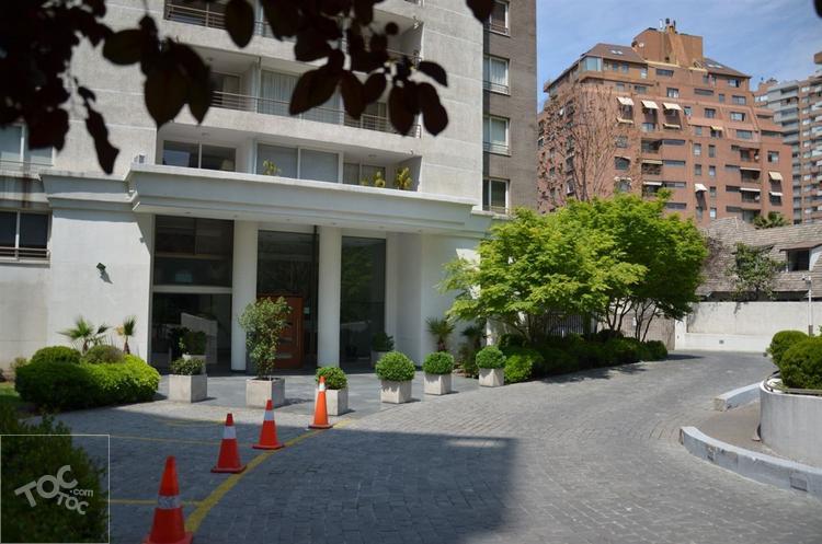 Excelente Departamento en el Golf, Las Condes