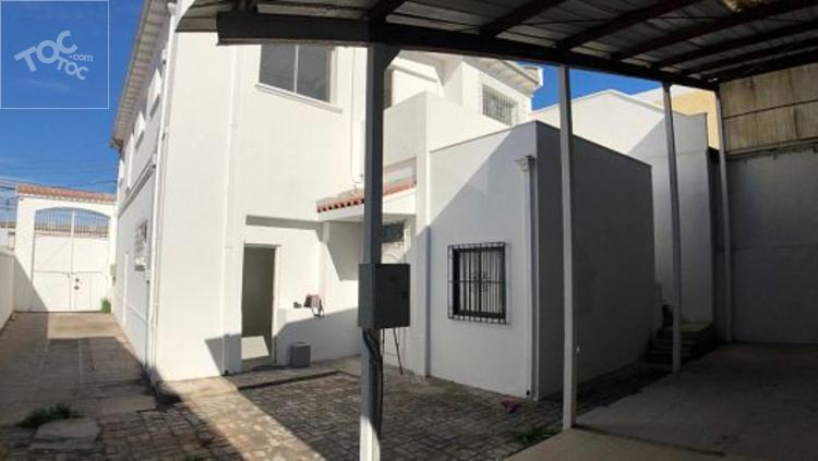 Arriendo propiedad comercial, centro de la serena