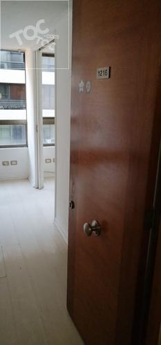ARRIENDO DEPARTAMENTO EN UN PISO 12 DE 26 M2 APROX 1D 1B A DOS CUADRAS DEL METRO ESTACIÓN SANTA ANA SALIDA SAN MARTÍN EN SANTIAGO CENTRO / DISPONIBLE