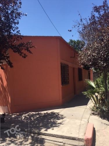 VENDO CASA ESQUINA EN QUINTA NORMAL