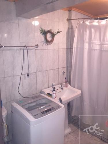VENDO CASA ESQUINA EN QUINTA NORMAL