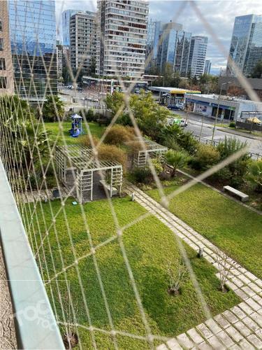 Edificio Parque en calle Escandinavia, Las Condes