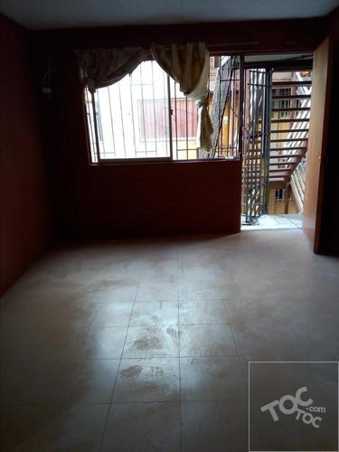 CR PROPIEDADES VENDE DEPARTAMENTO EN COLINA