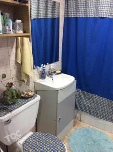 Casa esquina en buen estado, con pequeño bazar en funcionamiento, Maipú.