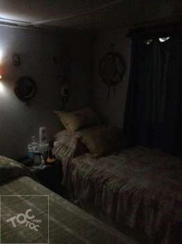 Casa esquina en buen estado, con pequeño bazar en funcionamiento, Maipú.