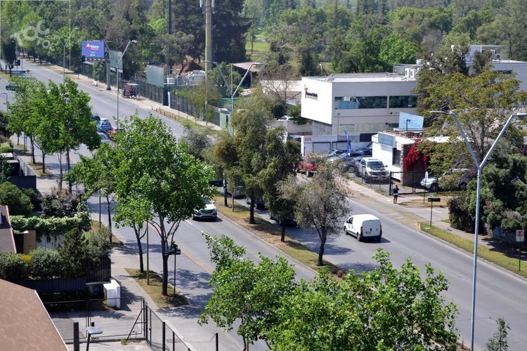 LA OPORTUNIDAD QUE USTED ESPERABA!! EXTRAORDINARIO DEPARTAMENTO EN LAS CONDES….. Y ES UN SIMONETTI!!