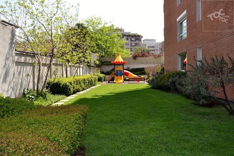 LA OPORTUNIDAD QUE USTED ESPERABA!! EXTRAORDINARIO DEPARTAMENTO EN LAS CONDES….. Y ES UN SIMONETTI!!