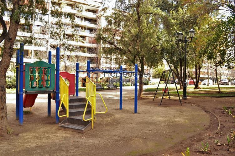 COLEGIO ALEMAN / PLAZA / ESTADIO MANQUEHUE / PARQUE ARAUCO