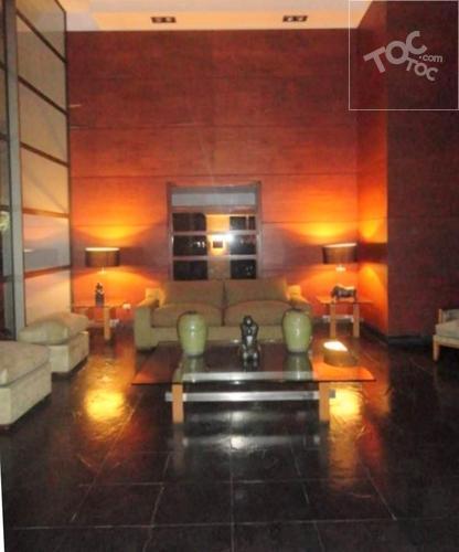 Departamento Tobalaba / Cristóbal Colón / Metro