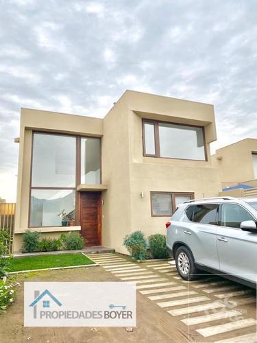 Casa en Venta Condominio Peumayén 3D 3B