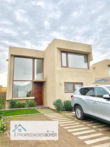 Casa en Venta Condominio Peumayén 3D 3B