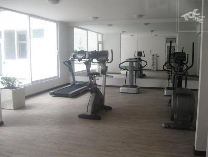 Se arrienda estupendo departamento Angamos, Metro Santa Isabel. Santiago Centro