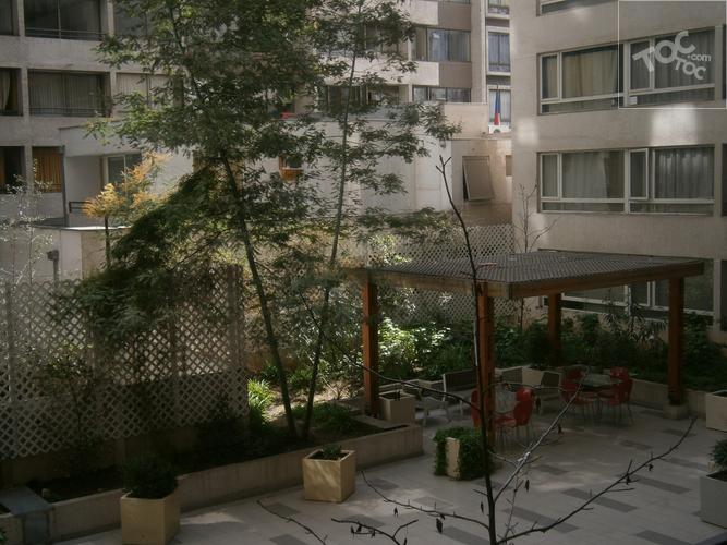 Se arrienda estupendo departamento Angamos, Metro Santa Isabel. Santiago Centro