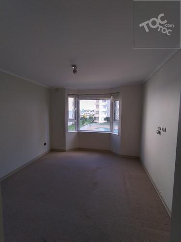Exclusivo depto. Cond. Valle del Sol. 3D,2B, 104m2