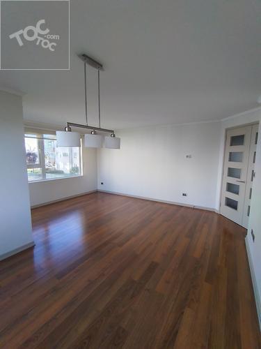 Exclusivo depto. Cond. Valle del Sol. 3D,2B, 104m2