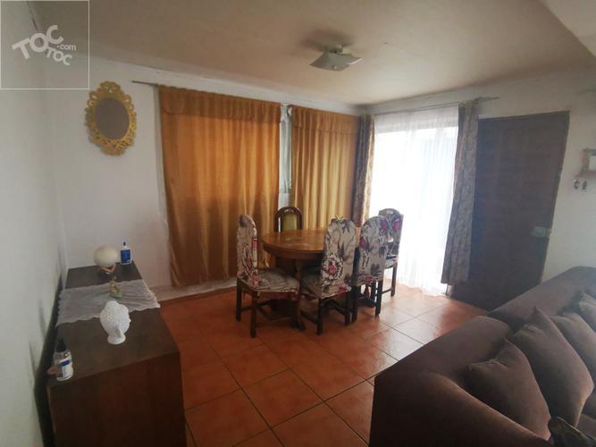 Los conquistadores 8530, Cerro Navia