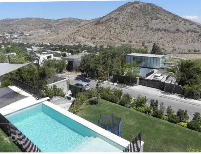 Casa en Venta, Condominio La Reserva de Chicureo