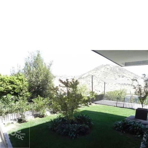 Casa en Venta, Condominio La Reserva de Chicureo