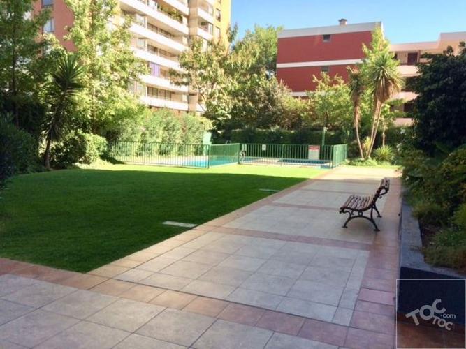 Venta de Amplio luminoso departamento en Ñuñoa, en Barrio Italia