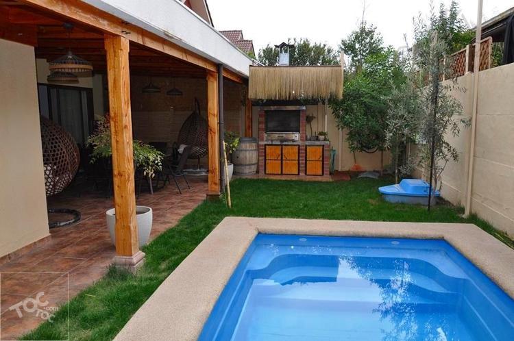 Hermosa casa 2 pisos con piscina, Ciudad Satélite