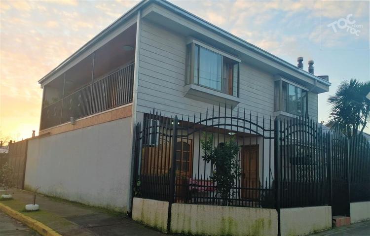 Acogedora casa, en sector con alta plusvalía