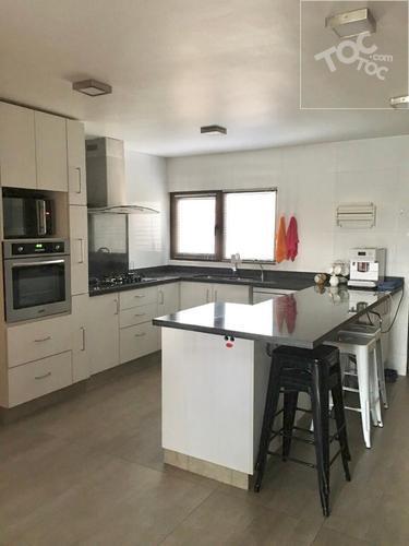 Hermosa casa en Condominio Peumayén 3D 4B